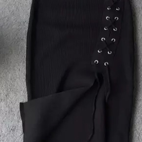 Bodycon dress knitted split side - Picture 2 of 4